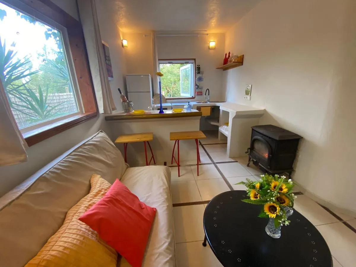 Can Iara Sant Miquel De Balansat Guest house