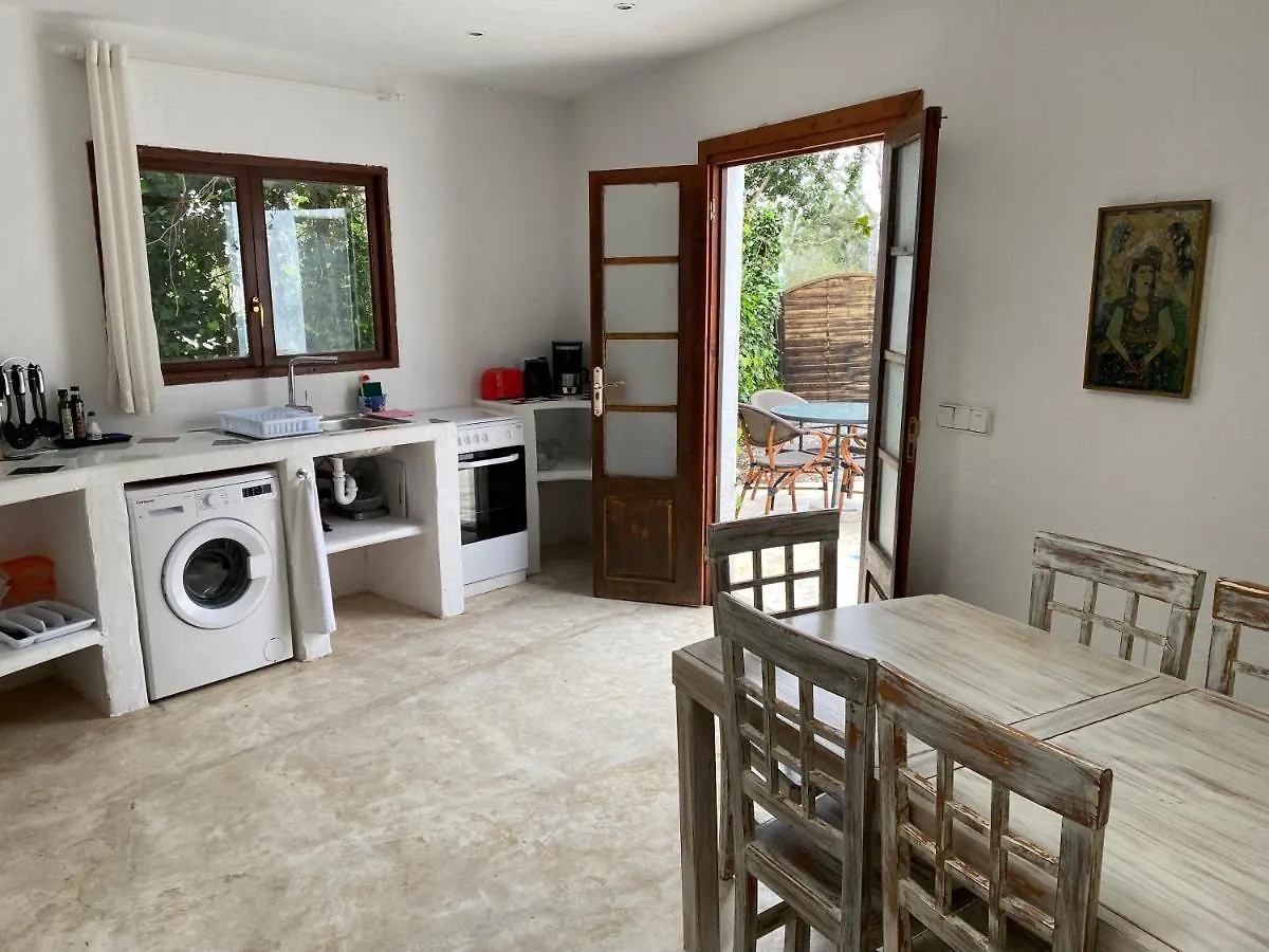 Can Iara Sant Miquel De Balansat Guest house